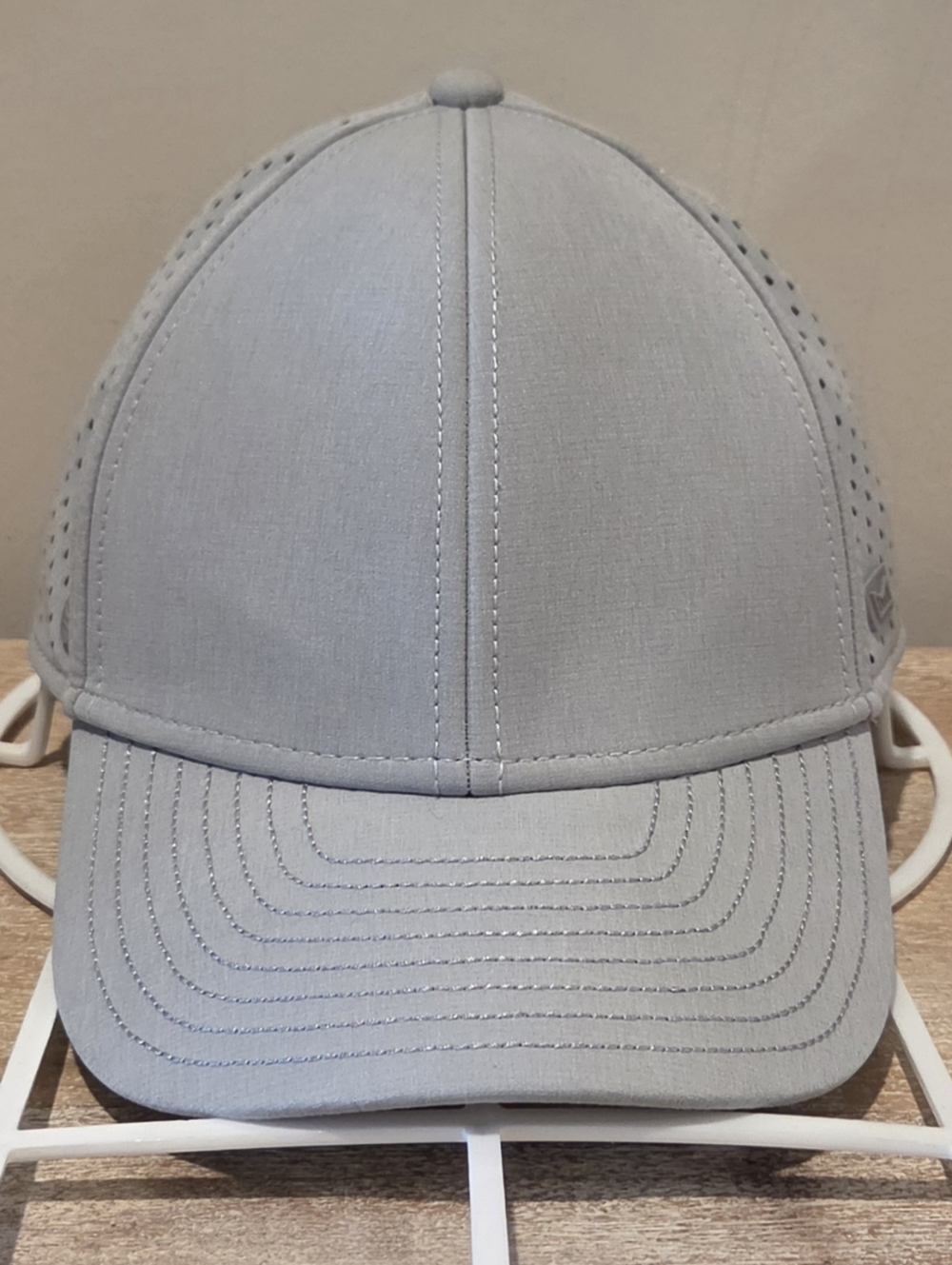 Melin A-Game Hydro Snapback Golf Hat - Light Grey - Size 56 cm